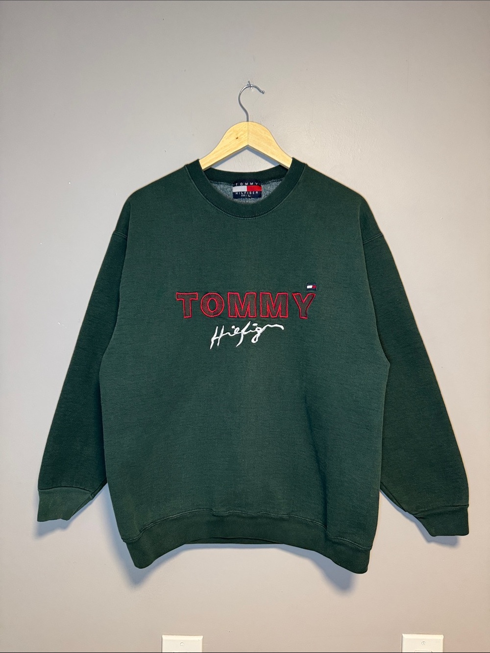 Vintage Tommy Hilfiger Crewneck / Large / 90s